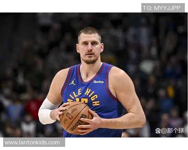 魔术掘金关键漏判：布莱克未吹犯规致穆雷失球