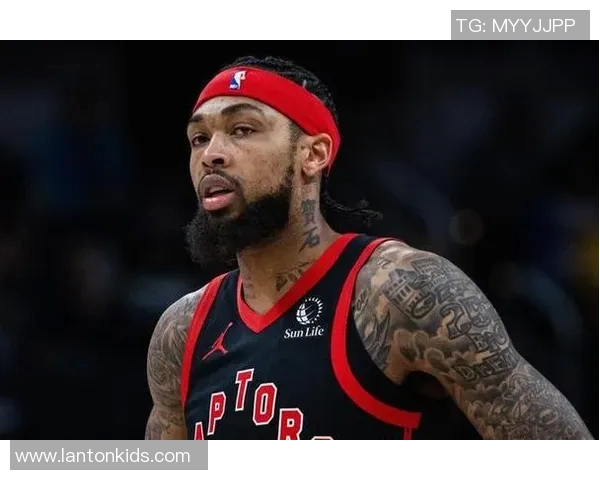 不在状态！英格拉姆半场7投仅2中拿到6分4板 三分3中0